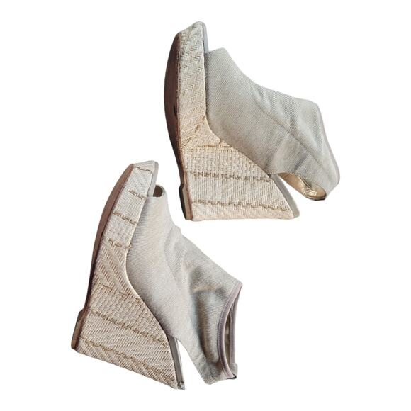 Stuart Weitzman Glover Stretch Espadrille Wedge Sandals Women's Size 7 US Beige - Picture 2 of 8